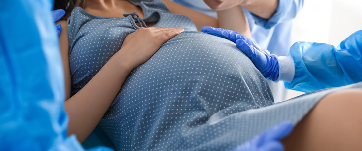 Ako správne tlačiť pri pôrode?